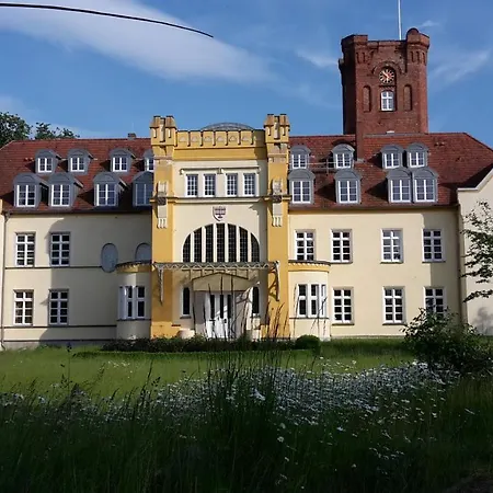 Schloss Lelkendorf, Groß Gievitz Lelkendorf