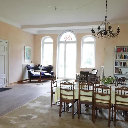 Apartamento Schloss Lelkendorf, Gross Gievitz