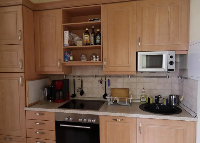 Schloss Lelkendorf, Gross Gievitz *